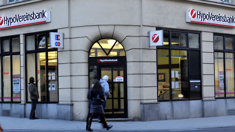 Jede zweite Filiale steht auf der Streichliste.