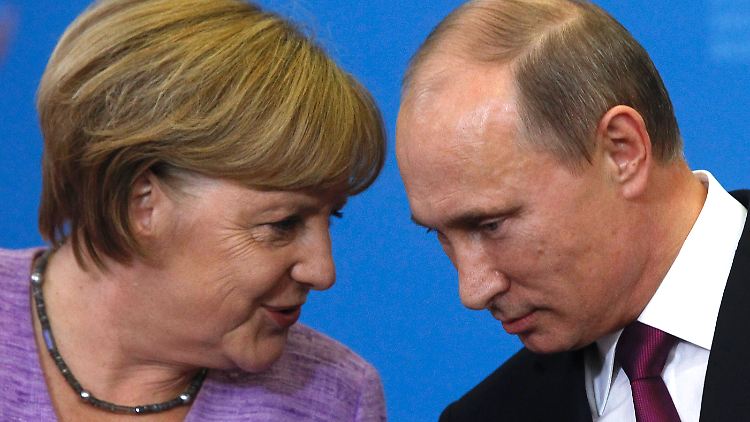 Auf der Suche nach der richtigen Tonart: Kanzlerin Merkel mit Russlands Präsident Putin.