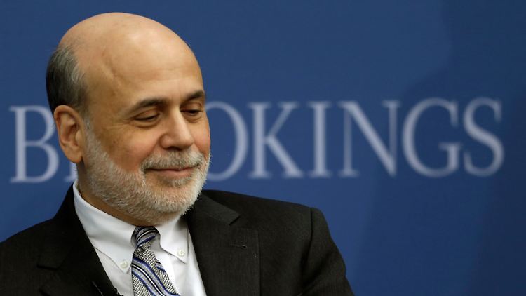 US-Notenbankchef Ben Bernanke kappt die Anleihenkäufe erwartungsgemäß - und verabschiedet sich.