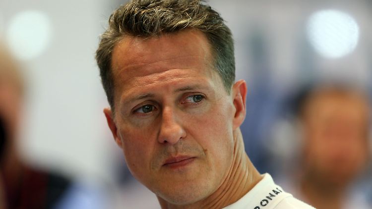 Michael Schumacher liegt seit nunmehr 32 Tagen im künstlichen Koma. 