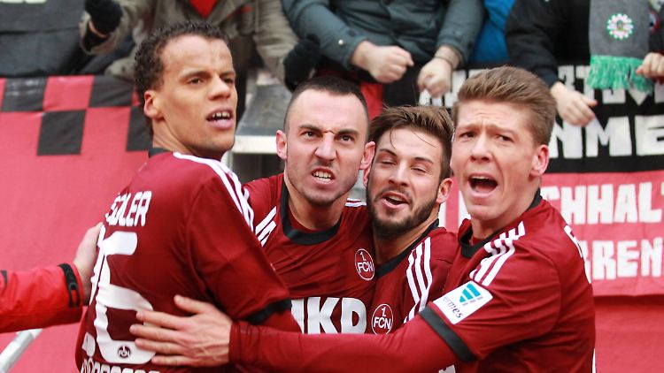 Geht doch: Nürnberg schlägt Hoffenheim. Und Josip Drmic schaut ganz besonders grimmig. 