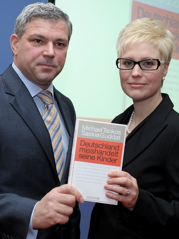 Tsokos und Guddat arbeiten gemeinsam am Institut für Rechtsmedizin der Berliner Charité.