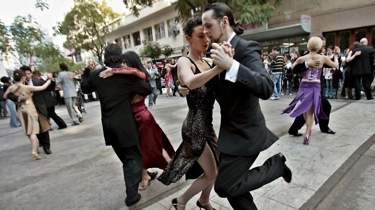 Weltkulturerbe-Bewahrer: Tangotänzer in Buenos Aires.