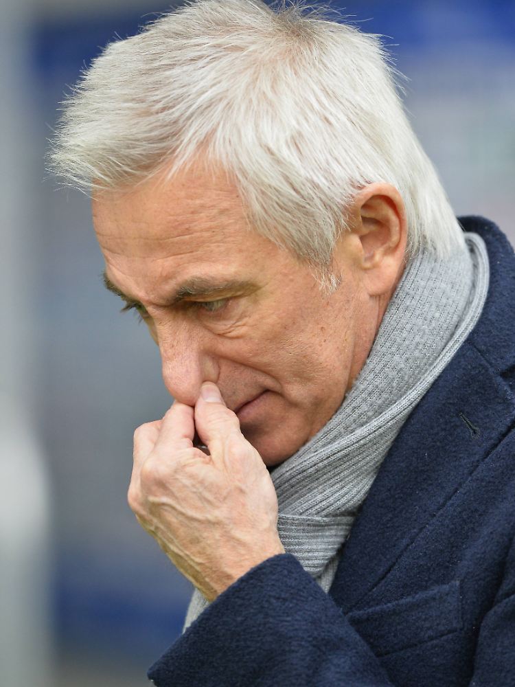 Wie lange geht es noch weiter für Bert van Marwijk?