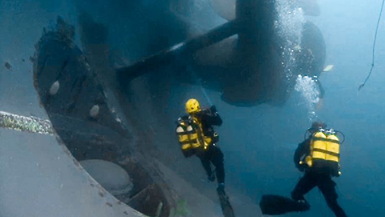 Die Bergung der "Costa Concordia" ist aufwendig und kostspielig.