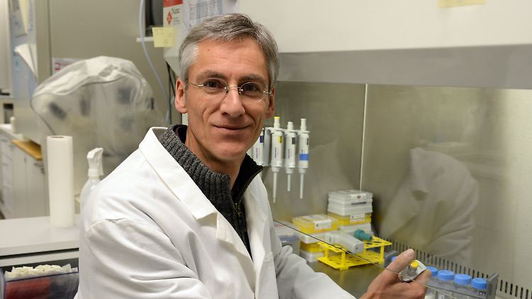 Wissenschaftler Marcel Leist ist zwar nicht gänzlich gegen Tierversuche, will jedoch dem Leid der Nager ein Ende setzen.