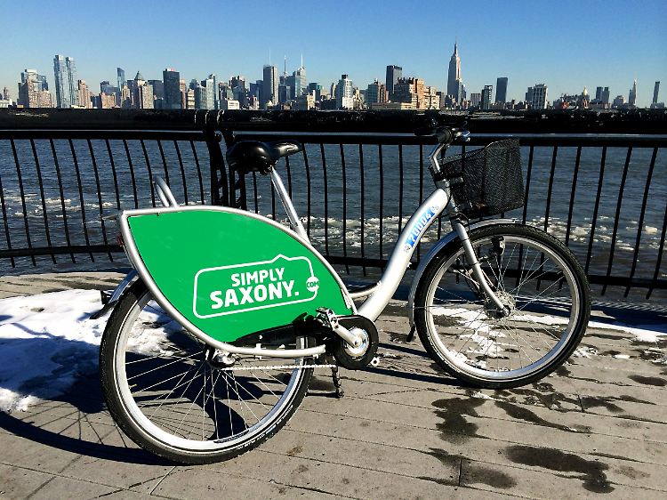 Der Leipziger Fahrradverleiher Nextbike, Botschafter der Kampagne "So geht sächsisch", war beim Super Bowl mit einer weniger aufwändigen Marketing-Aktion vor Ort.