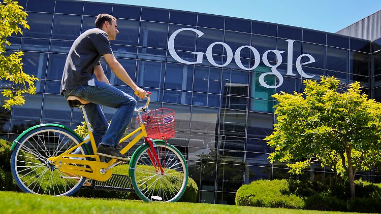 Ein Konzern, der seine Mitarbeiter zu Höchstleistungen anspornt: Alltagsszene am "Google Campus" in Mountain View, Kalifornien.