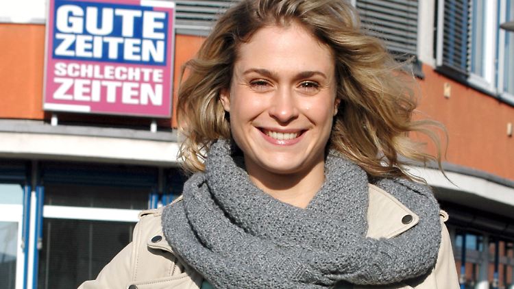 Ihr neuer Kollege Wolfgang Bahro schwärmt in höchsten Tönen von Lea Marlen Woitack. 