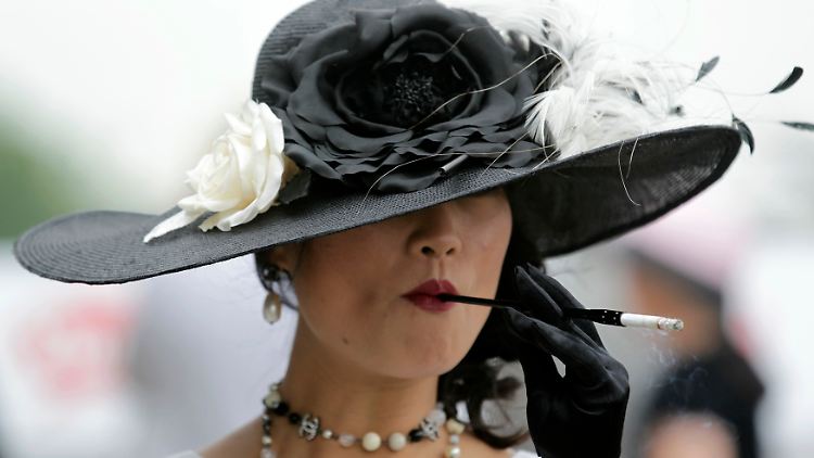 Zweifelsohne elegant - doch auch schöner Rauchen ist nicht gesund