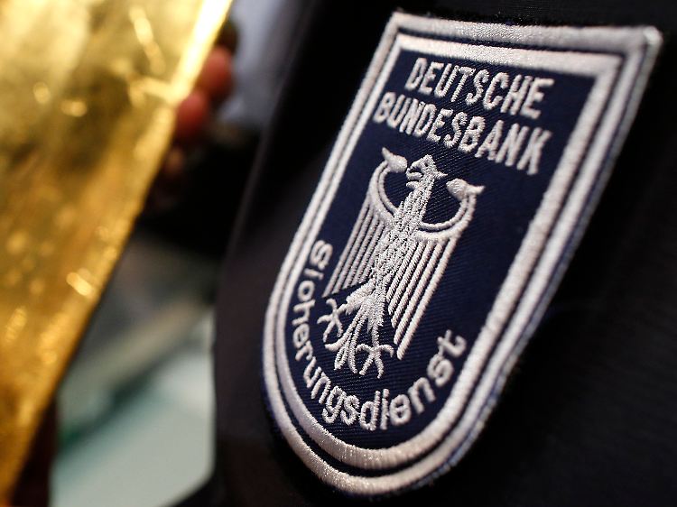 Wer tonnenweise Gold transportieren will, lädt besser nicht alles in das selbe Schiff oder Flugzeug.