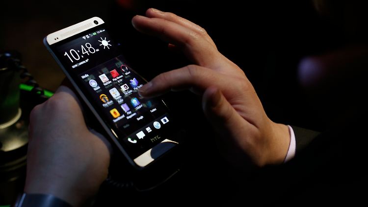 Zu lange aufs zu teure Pferd gesetzt? HTC ändert die Strategie.