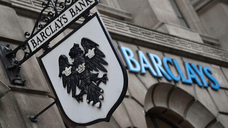 Barclays macht trotz Gewinneinbruch Milliardengewinn.