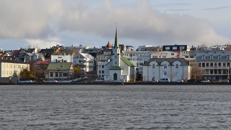Blick auf Islands Hauptstadt Reykjavik.