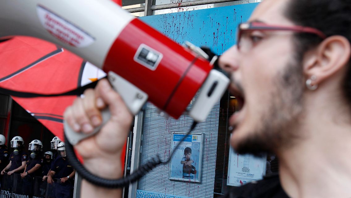Die Sparpläne der Regierung werden von einem Teil der Bevölkerung abgelehnt.