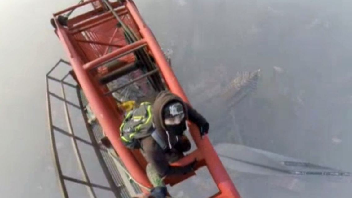 Roofing_Shanghaitower.jpg