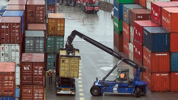Vor allem die Exporte trieben am Jahresende das Wachstum.
