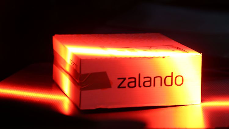 Zalando wächst und wächst - und schreibt rote Zahlen.