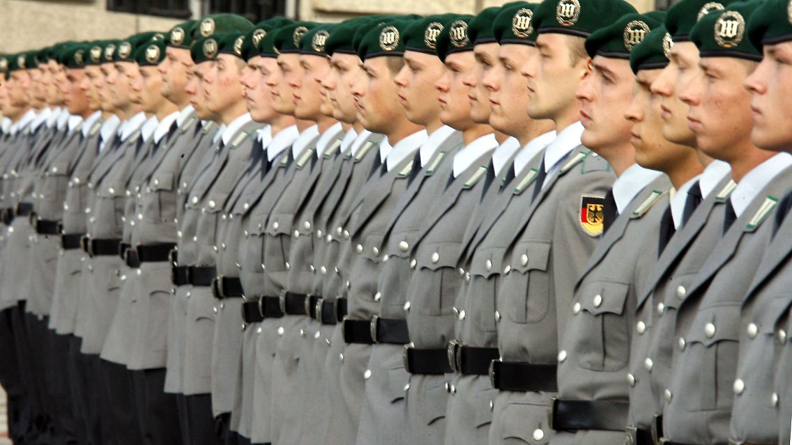 Der Wegfall von Zivildienstleistenden für soziale Dienste lasse sich kompensieren, meint die Zentralstelle für Kriegsdienstverweigerer.