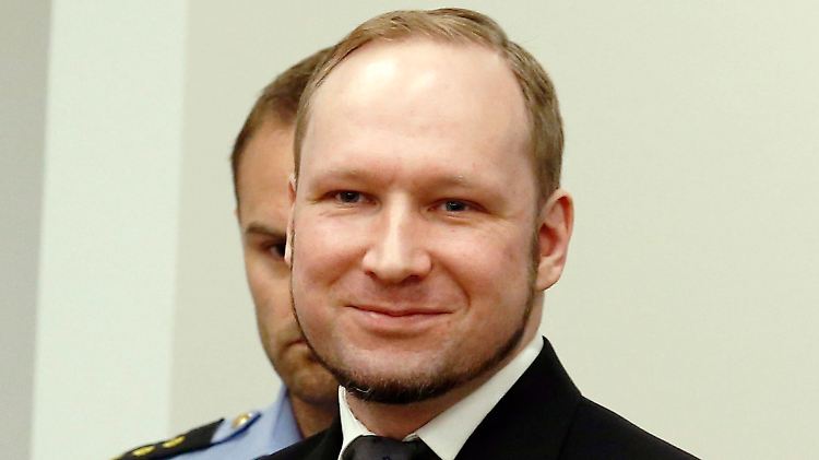 Droht mit Hungerstreik: Anders Breivik.