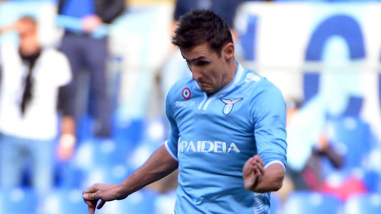 "Er ist in Gesprächen mit dem Verein, aber die sind noch völlig offen": Miroslav Klose.