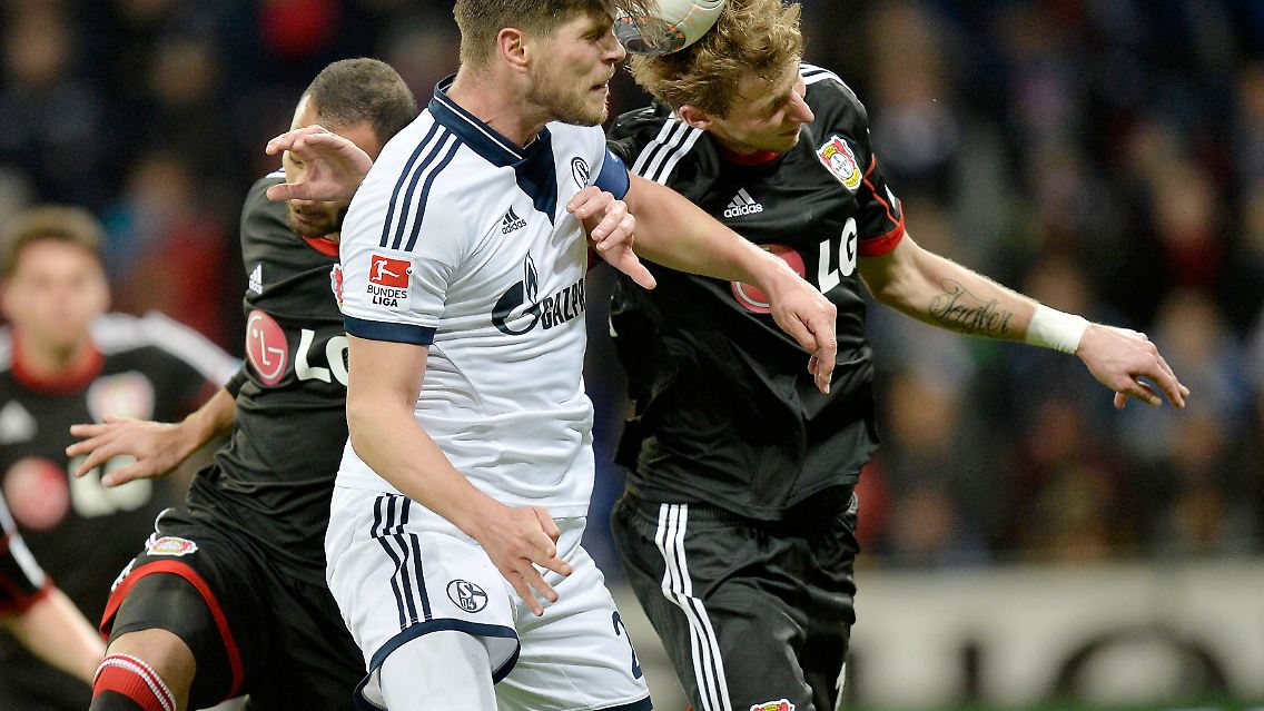 Schalkes Stürmer Klaas-Jan Huntelaar zu den Gründen für die vier Siege in der Rückrunde.