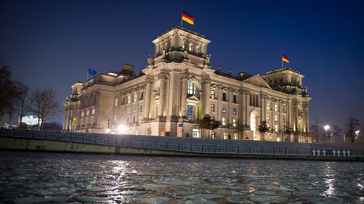 Die Große Koalition stellt Abgeordnetenbestechung unter Strafe. Die Korruption dürfte dennoch weiter wuchern.