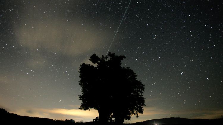 Die Sternschnuppen scheinen aus dem Sternbild Perseus zu strömen. So kam die Himmelserscheinung zu ihrem Namen.