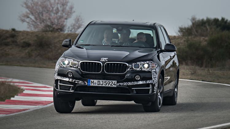 X5 Plug-In-Hybrid auf der Teststrecke Miramas_4.jpg