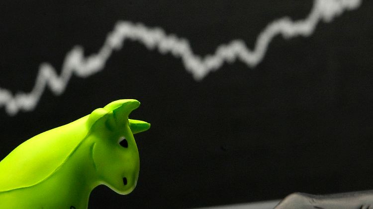Bullen machen sich bereit, die Anleger an der Frankfurter Börse freut's.