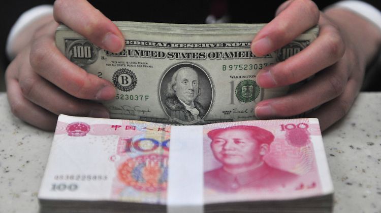 Nach wie vor sind die Chinesen aber der größte ausländische Gläubiger der Vereinigten Staaten. 1,277 Billionen schulden die USA China.