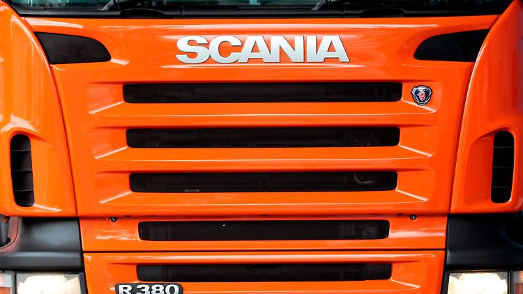 Zwei Scania-Aktionäre sträuben sich gegen die Übernahme. 