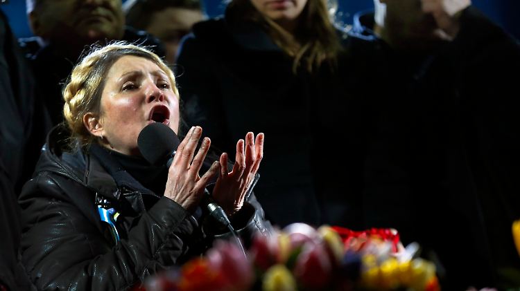 Timoschenko fordert die Fortsetzung der Proteste.