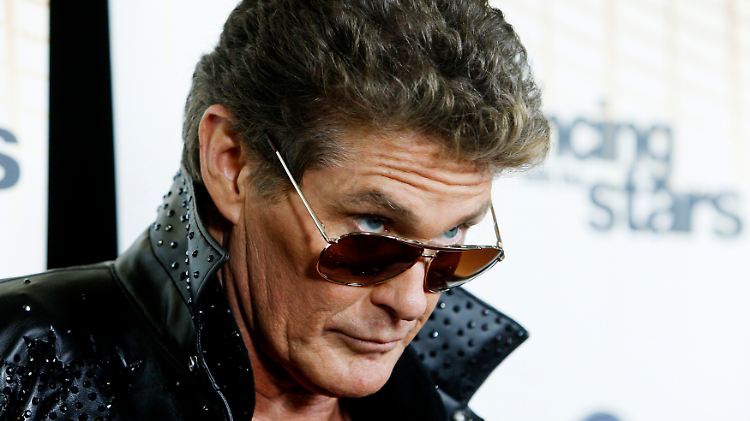 David Hasselhoff versteigert für einen guten Zweck.