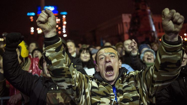 Nach der Freude über den Sieg droht der Ukraine das Wirtschaftschaos.