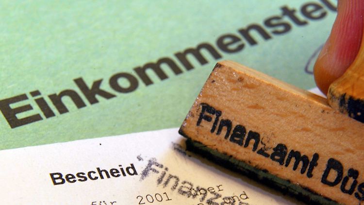 Wer meint, Fehler in seinem Steuerbescheid entdeckt zu haben, sollte sich wehren.