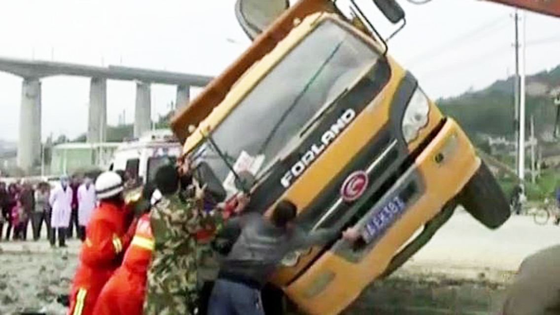 China Lastwagen.JPG