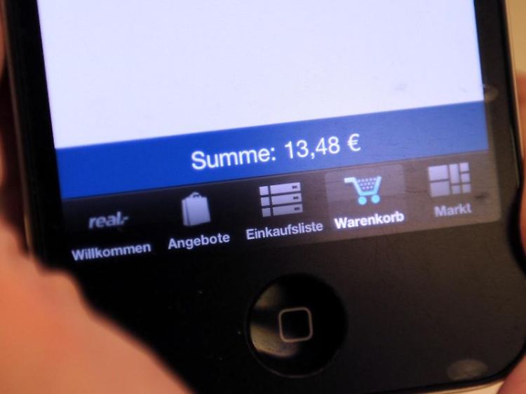 "Mobile Payment" - das Bezahlen mit dem Smartphone - ist ein heißer Trend in der Telekommunikationsbranche.