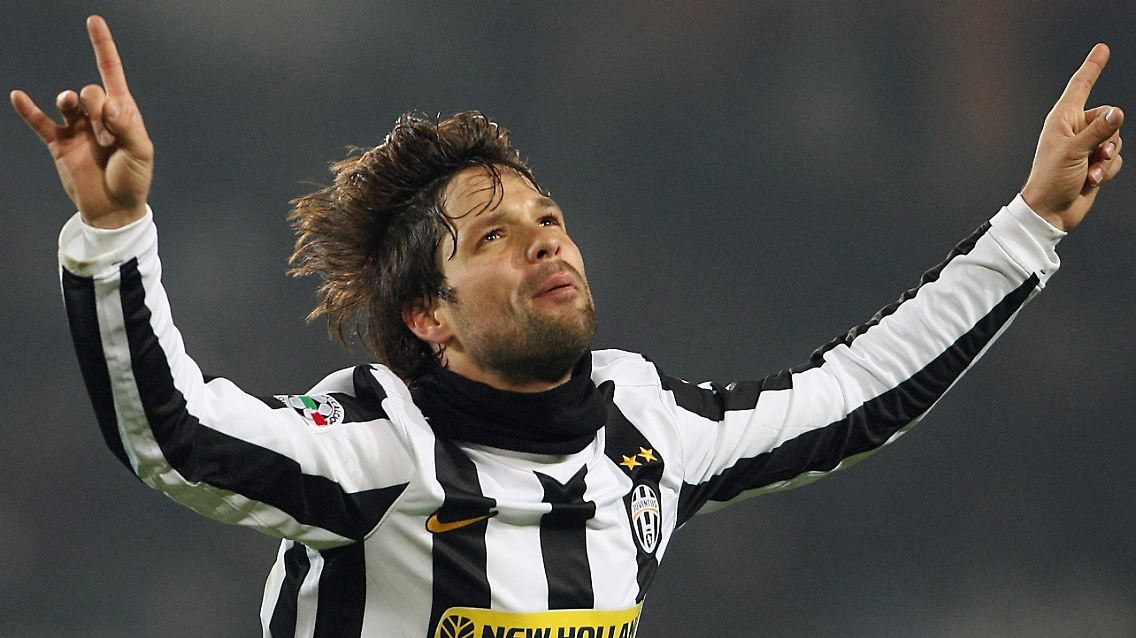 Wolfsburg statt Turin? Diego, hier noch in schwarz-weiß.