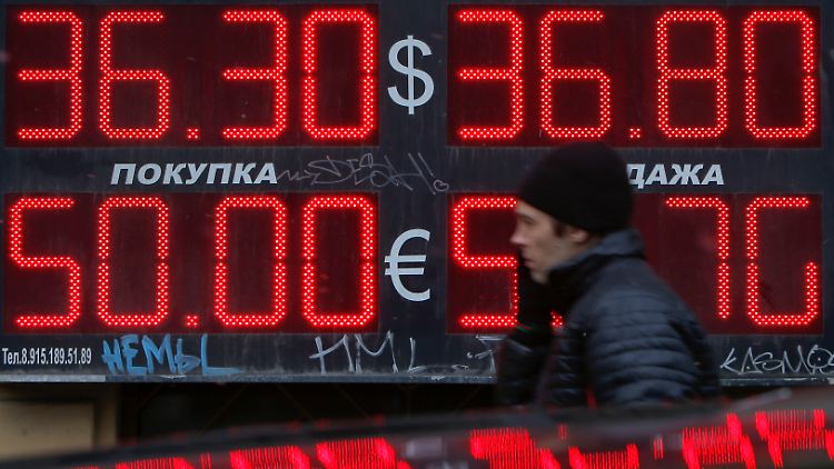 Rubel im Fall: Zu Wochenbeginn war die russische Währung erheblich unter Druck geraten.