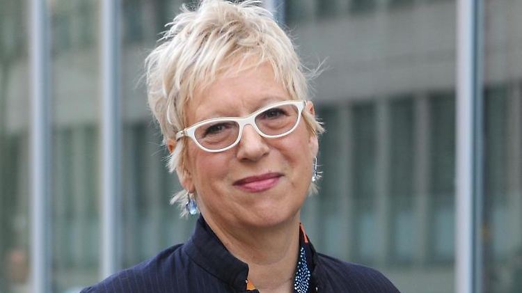 Die erfolgreichste Regisseurin Deutschlands, Doris Dörrie, fing an mit "Männer", kann aber auch gut mit Frauen!