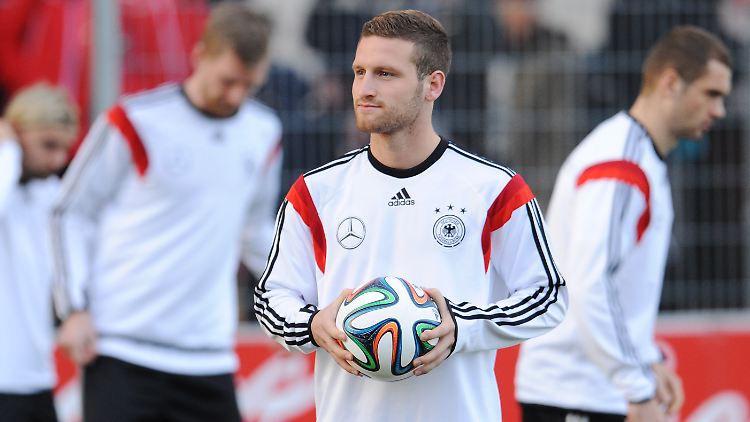Als 13-Jähriger bewunderte Shkodran Mustafi David Beckham. Schon damals wollte er unbedingt Profi werden.