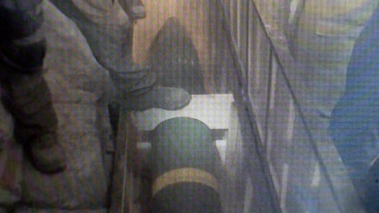 Die israelische Armee veröffentlichte Fotos von den Raketen, die sie auf einem Schiff vor der sudanesischen Küste sichergestellt hat. Angeblich sollen sie aus dem Iran kommen.