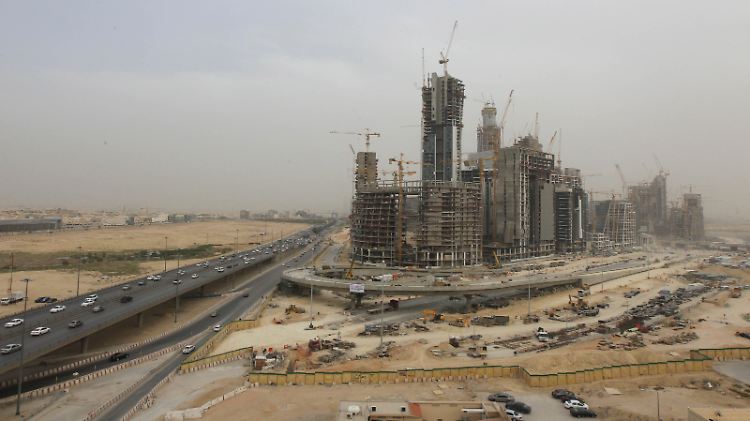 Riesige Bezirke werden in Saudi-Arabien aus dem Nichts hochgezogen - wie hier das Finanzviertel der Hauptstadt Riad.