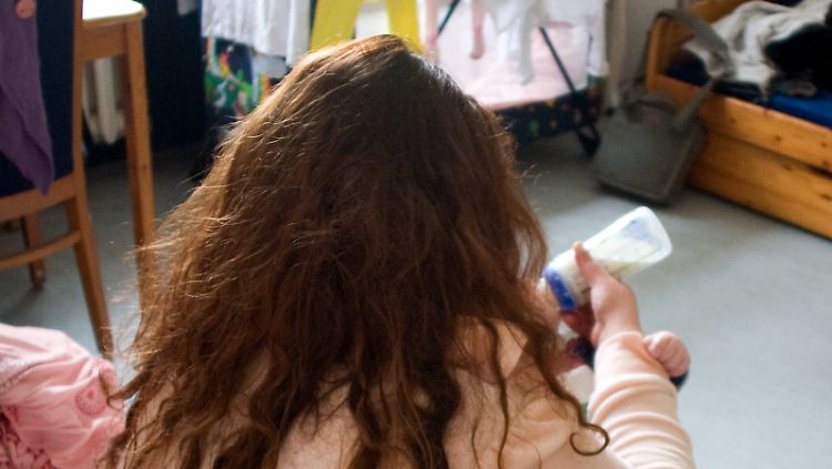 Eine 25-Jährige in einem Berliner Frauenhaus.
