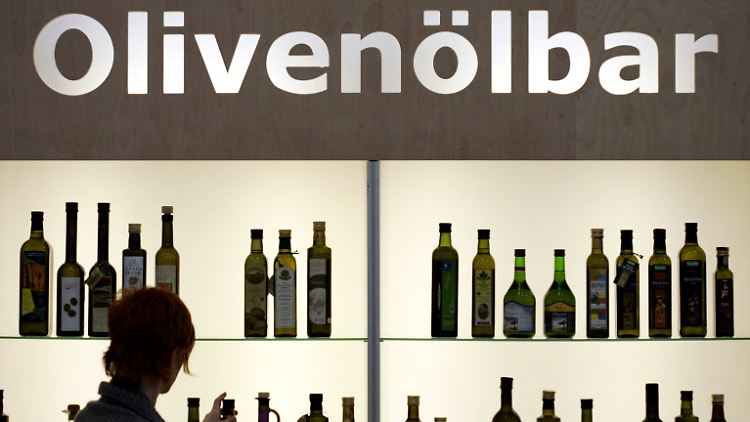 Für ein gutes Olivenöl sollte man bereit sein, mindestens 15 Euro pro Liter zu zahlen.