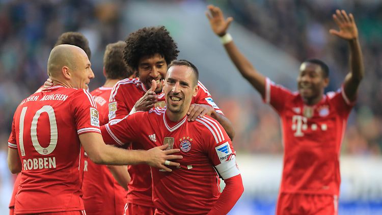 Was tun gegen diesen FC Bayern München? Zumindest die Konkurrenz in der Bundesliga scheint absolut ratlos - und chancenlos.