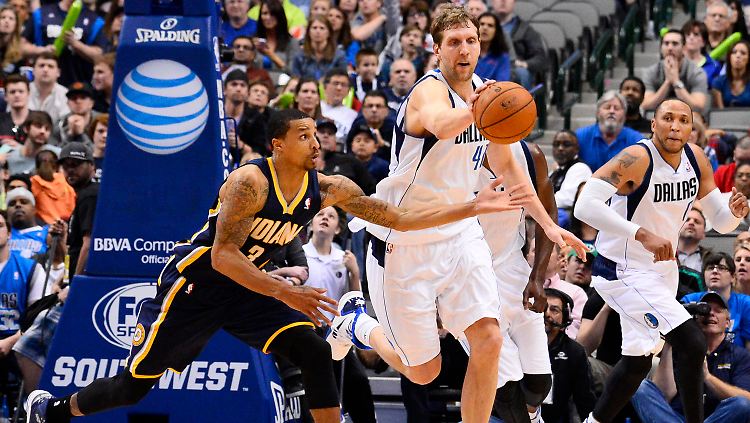 George Hill kämpft gegen Nowitzki.