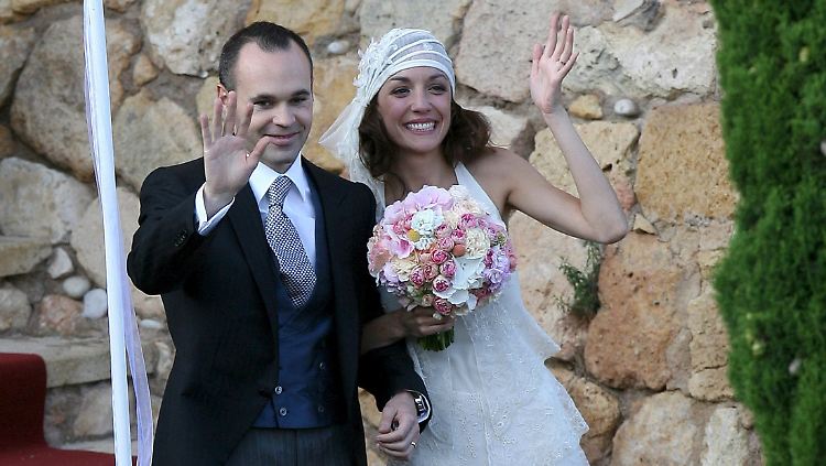 Andrés Iniesta und seine Frau Anna Ortiz bei ihrer Hochzeit im Juli 2012.