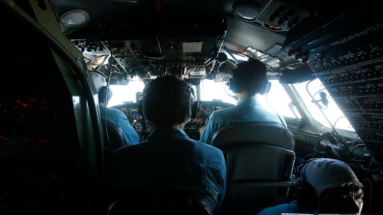 Die vietnamesische Luftwaffe beteiligt sich an der Suche nach dem vermissten Flugzeug.